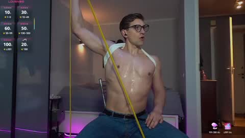 Snapshot of marcusdiamond chatting on April 2026 11:16:01 PM Marcus Diamond online show from April 2026 11:16:01 PM