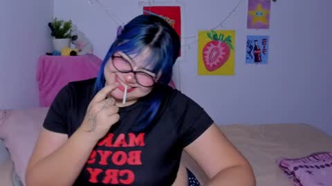 danna online show from July 2026 02:43:01 AM