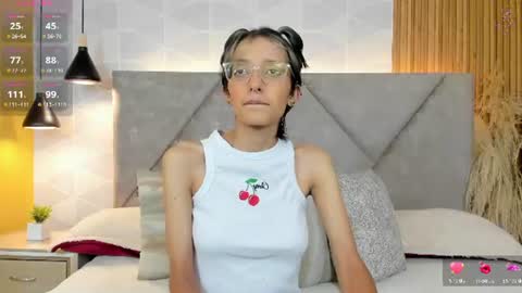 Snapshot of marge_lasander chatting on June 2026 06:54:01 PM Aitana online show from June 2026 06:54:01 PM