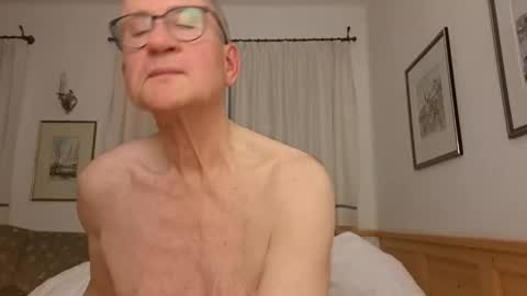 marginalie online show from December 2025 04:33:01 PM