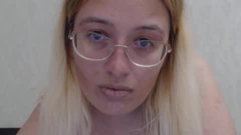 Snapshot of margo_shine chatting on September 2025 02:33:02 PM margo_shine online show from September 2025 02:33:02 PM