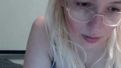 margo_shine online show from December 2025 03:07:01 PM