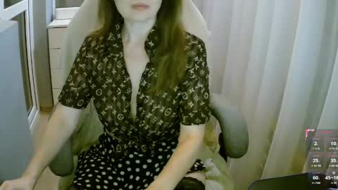 Mari online show from April 2026 10:13:02 PM