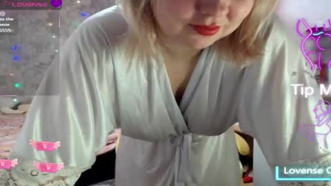 Mari online show from February 2025 03:26:02 AM