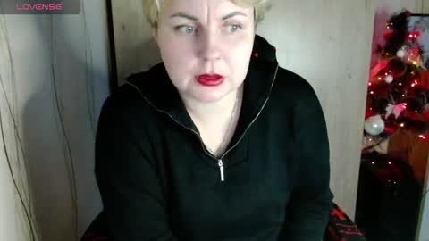 Mari online show from December 2025 06:40:01 AM