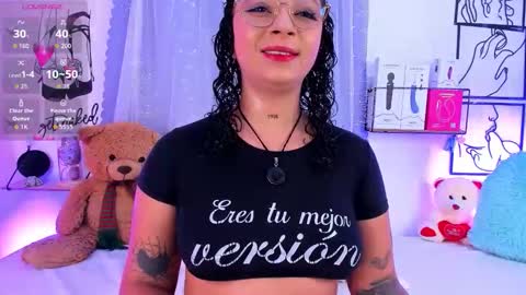 Snapshot of mari_sweett chatting on May 2026 04:58:02 PM Mari Sweett online show from May 2026 04:58:02 PM