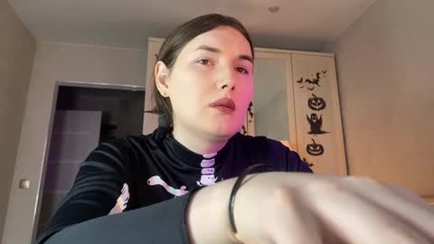 Maria online show from October 2025 07:54:01 AM