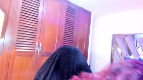 MARIA online show from November 2025 06:25:02 AM