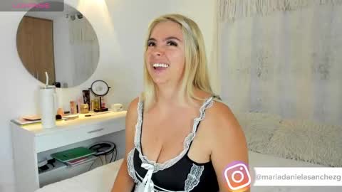 mariadanielasanchez online show from September 2025 12:59:01 AM