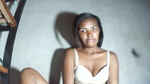 Maria online show from December 2025 02:17:01 AM