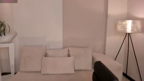 Snapshot of mariaherrera_ chatting on June 2026 06:17:01 PM MARIA HERRERA online show from June 2026 06:17:01 PM