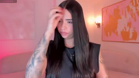 Snapshot of mariaherrera_ chatting on June 2026 11:31:01 PM MARIA HERRERA online show from June 2026 11:31:01 PM