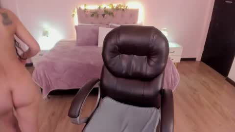 Snapshot of mariam_lopez__ chatting on June 2026 03:44:01 AM Mariam online show from June 2026 03:44:01 AM