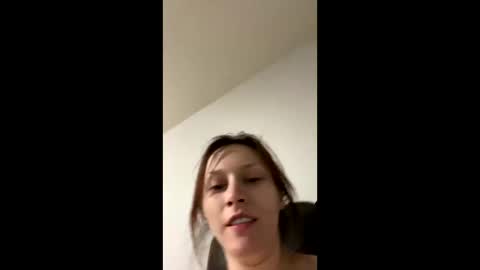 Snapshot of mariamaybe24 chatting on January 2025 02:10:01 AM Mariah online show from January 2025 02:10:01 AM