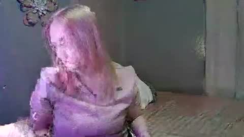 Snapshot of mariamaybe24 chatting on February 2025 09:31:01 PM Mariah online show from February 2025 09:31:01 PM