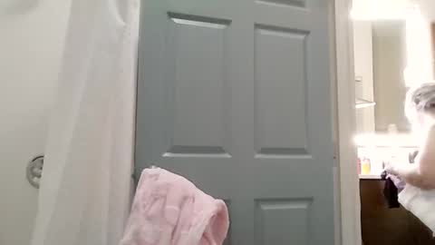 Snapshot of mariamaybe24 chatting on September 2025 03:44:01 AM Mariah online show from September 2025 03:44:01 AM