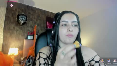 Marian online show from October 2025 06:28:02 PM