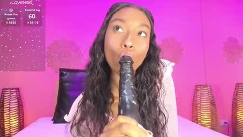 Marian Reynolds online show from October 2025 12:02:02 PM