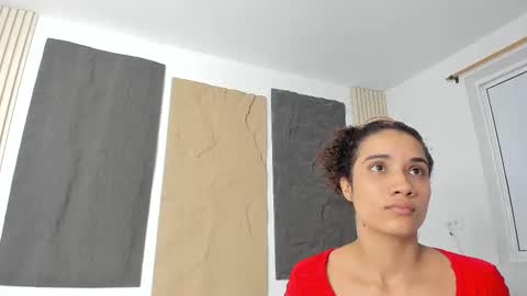 Marian online show from November 2025 11:05:01 AM