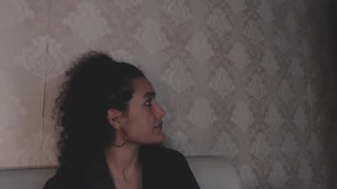 Marian online show from January 2025 11:03:02 PM