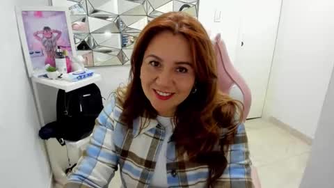 Snapshot of mariana01_m chatting on February 2026 01:28:01 PM mariana01_m online show from February 2026 01:28:01 PM