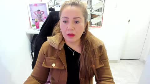 mariana01_m online show from June 2026 11:54:02 AM