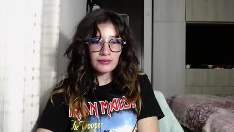 Mariana online show from October 2025 01:09:01 AM