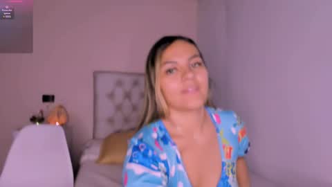 Mariana Roe online show from March 2025 03:57:01 AM