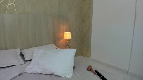 Mariana Allen online show from February 2025 06:40:02 AM