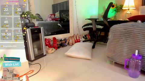 Mar y online show from March 2025 09:26:02 PM