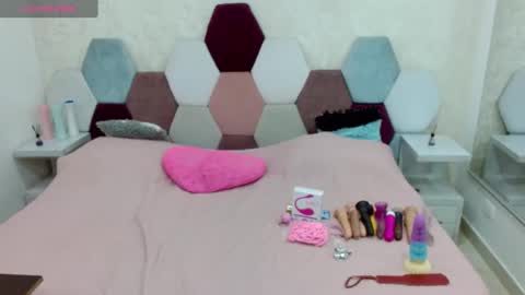 mariana online show from January 2025 09:36:01 PM