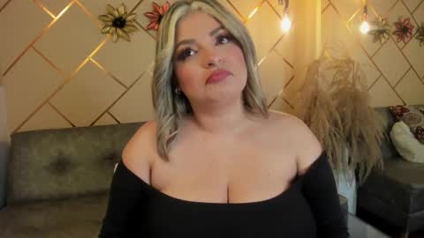 marianeporter online show from December 2025 05:13:01 AM