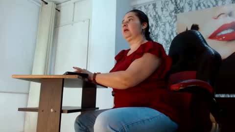 Mariani online show from October 2025 12:02:02 PM