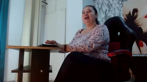 Mariani online show from October 2025 12:06:01 PM