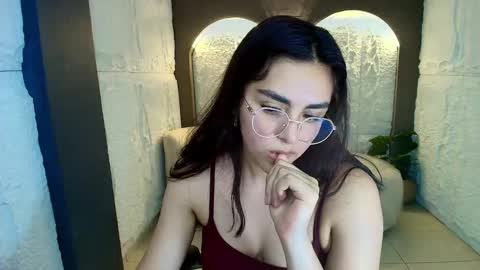 marianna_r_ online show from February 2026 07:45:01 PM