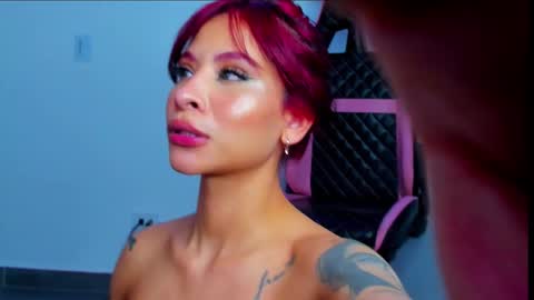 M A R I A N E online show from March 2025 09:13:01 AM