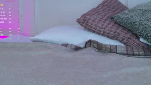 Maria Pettit online show from September 2025 12:18:01 PM