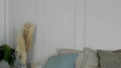 Maria Pettit online show from July 2026 02:05:02 AM
