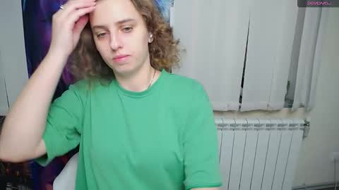 Mariia online show from November 2025 12:03:01 PM