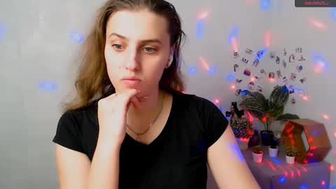 Mariia online show from November 2025 12:38:01 PM