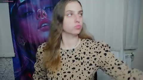 Snapshot of mariatess_ chatting on July 2026 12:31:02 PM Mariia online show from July 2026 12:31:02 PM
