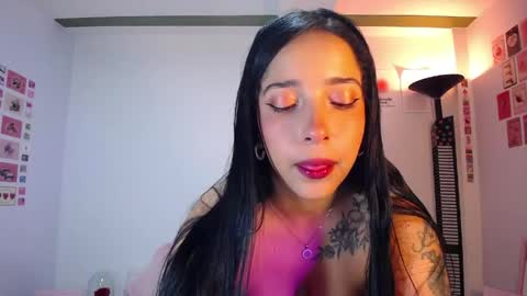 Snapshot of marie_daved chatting on May 2026 03:55:02 AM Nicolle online show from May 2026 03:55:02 AM