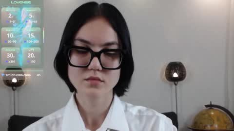 Marie Fitch online show from November 2025 02:00:02 AM