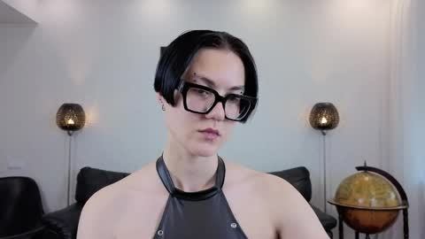 Marie Fitch online show from May 2026 03:48:02 AM