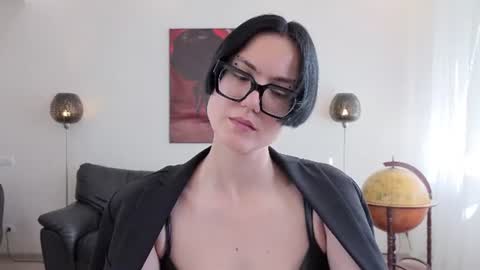 Marie Fitch online show from June 2026 05:12:01 AM