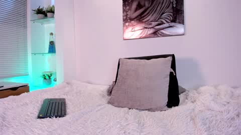 Maria  online show from December 2024 11:29:01 PM