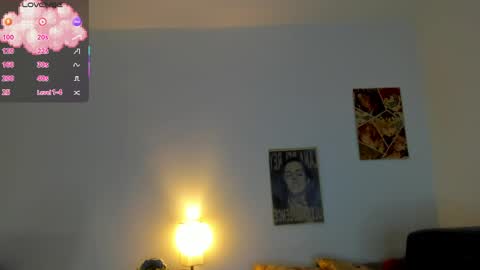 Snapshot of marieetaylor chatting on April 2026 06:05:02 PM Mariee online show from April 2026 06:05:02 PM
