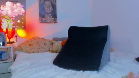 Snapshot of marieetaylor chatting on May 2026 10:49:02 PM Mariee online show from May 2026 10:49:02 PM