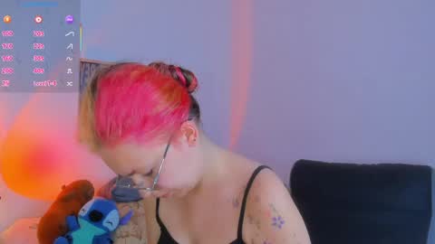 Snapshot of marieetaylor chatting on May 2026 06:56:02 PM Mariee online show from May 2026 06:56:02 PM