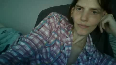 Mariejojo online show from April 2026 02:01:02 PM